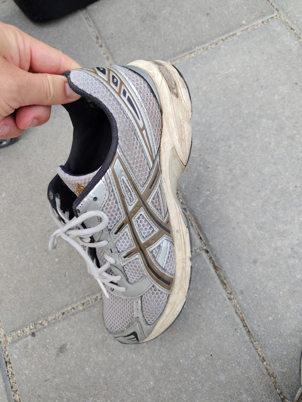 Asics Herrenschuhe: Asics Freizeitschuhe – Gebraucht aus Frutigen von 20silas02 2