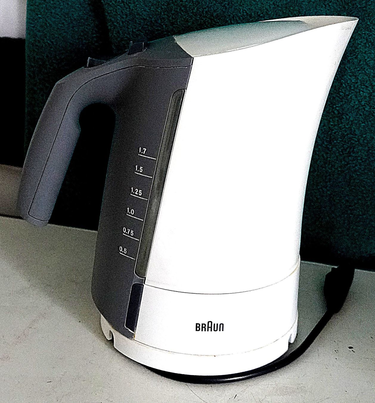 Braun Bollitori: Wasserkoche Braun 1.7 Liter – Usato da Baar venduto da 2cvbaar 5