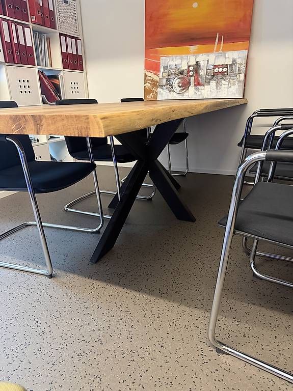 Tavoli: Esstisch Massivholz – Nuovo e nell'imballaggio originale da Oetwil a.d.L. venduto da B.A.11 2