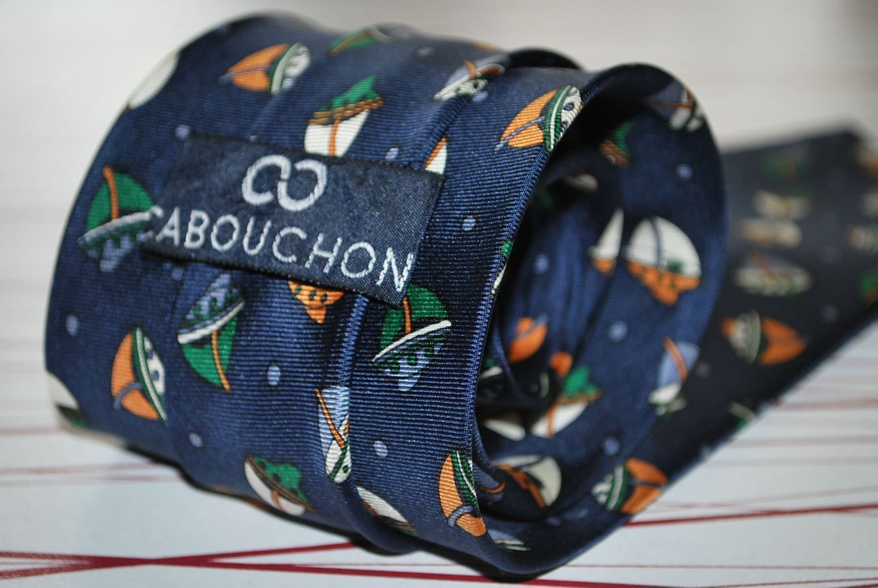 Cravatte: CABOUCHON Cravate en soie / Seiden Krawatte – Usato da Cossonay-ville venduto da Super-Price-Quality 3