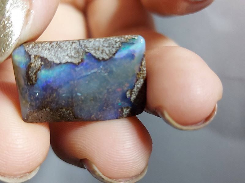 Pietre preziose: Australischer Boulder Opal 13.35Cts. – Nuovo (secondo la descrizione) da Bern venduto da Grindelwaldaus