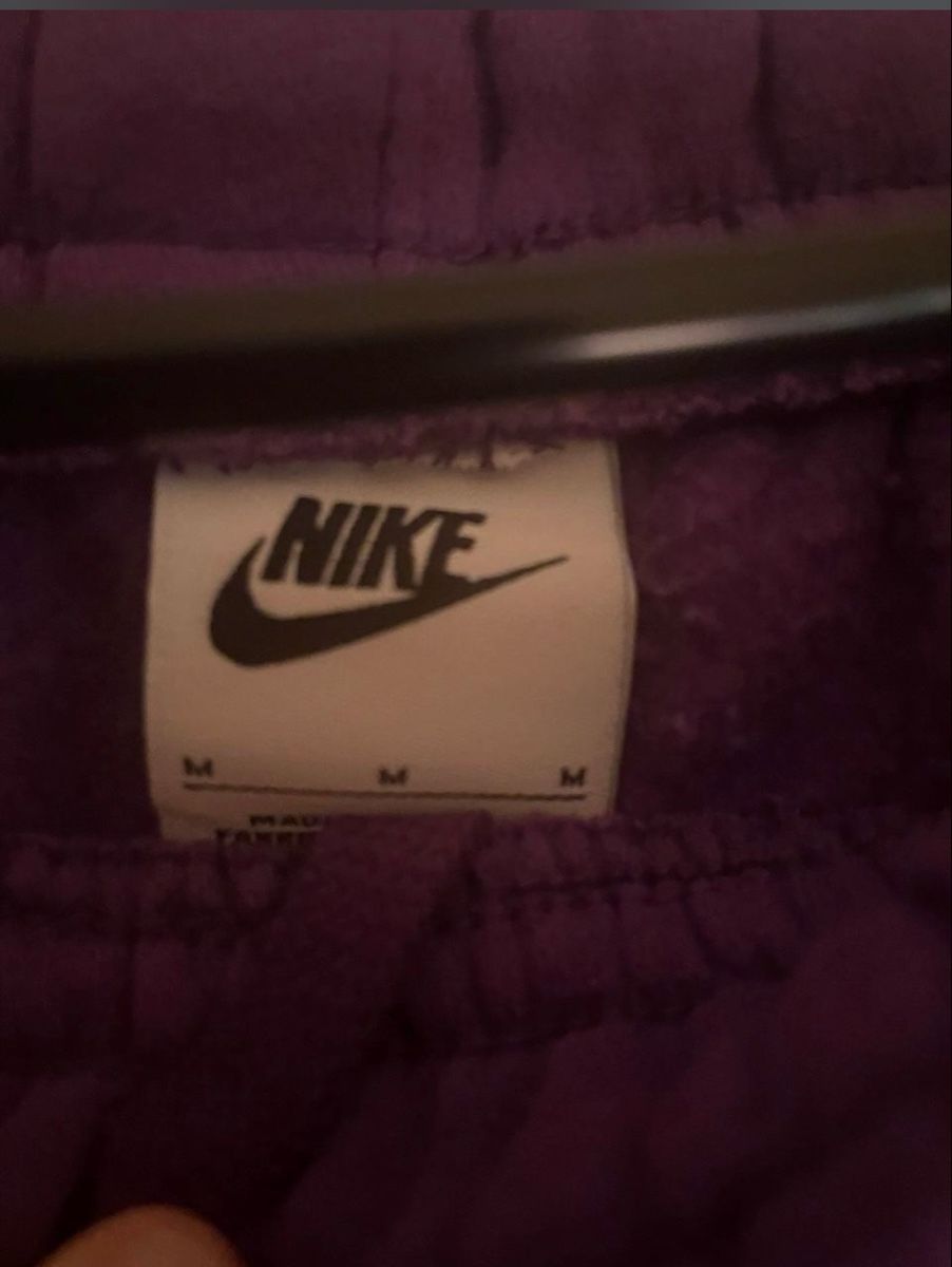 Nike Pantalons: Jogginghose Nike – D'occasion à Madiswil par ren_gqz9 2