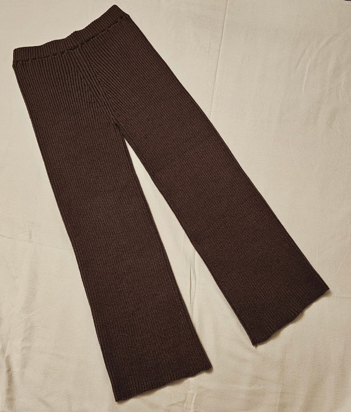 Shein Lotti di vestiti: SHEIN Strick-Set 2-teilig Pullover & Hose Gr. L (40/42) – Usato da Urdorf venduto da ole_mrp9 8