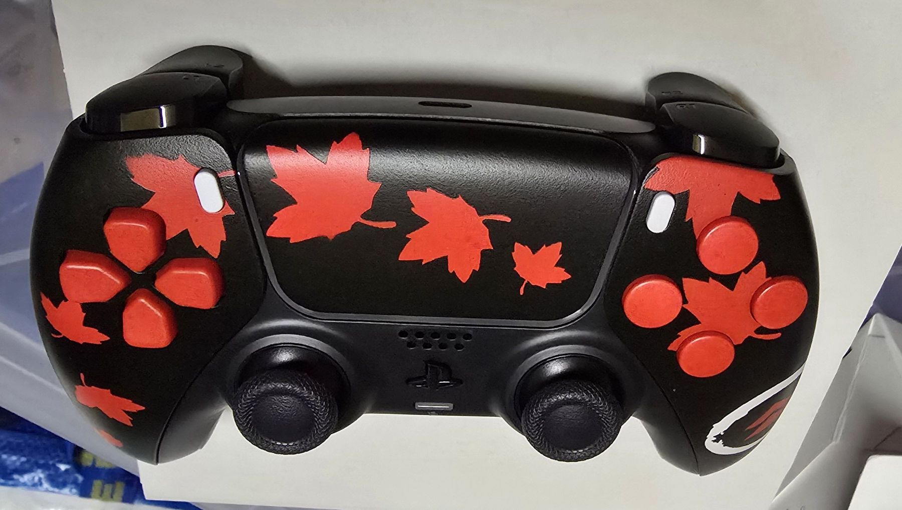 Sony Controller: PS5 Controller - Ghost of Tsushima black – Nuovo e nell'imballaggio originale da Kirchdorf AG venduto da raffi_sidi
