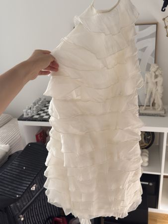 Kleid weiss Rüschen Grösse S guter Zustand