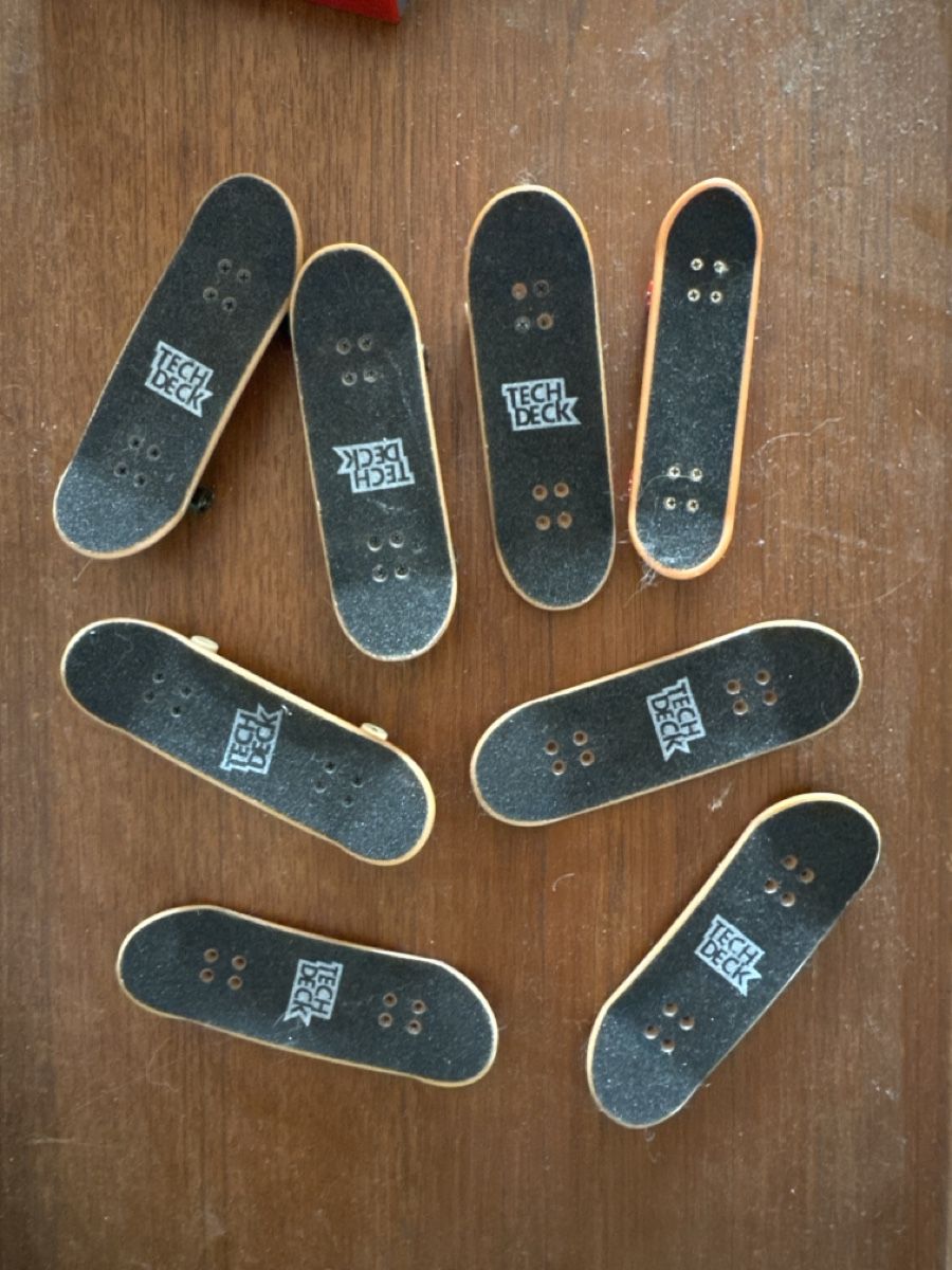 Giocattoli: Fingerboards avec rampe – Usato da Yverdon-les-Bains venduto da cam_n5vv 1