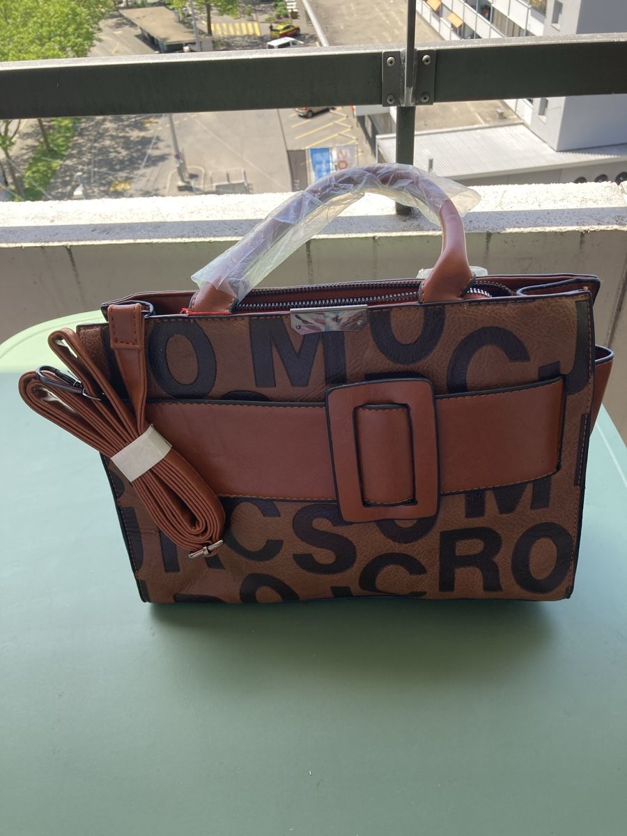 Borse da donna: Handtasche  – Nuovo e nell'imballaggio originale da Bern venduto da tar_hm7j