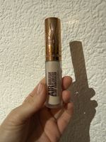 Charlotte Tilbury airbrush flawless councealer 2.5