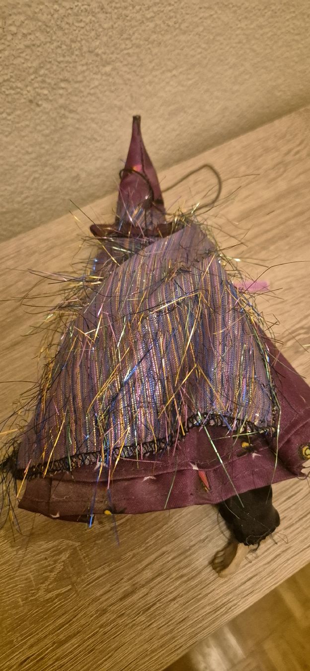 Tutte le decorazioni: Petite figurine sorcière décorative état neuf – Usato da Genève venduto da Bayoushi 1