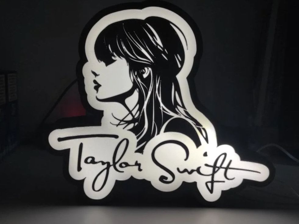 Lampade: Light Box / Logo Lumineux Taylor Swift  - USB – Nuovo e nell'imballaggio originale da Yvorne venduto da Bocchino_1291