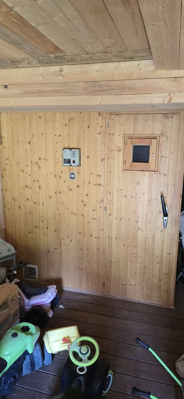 Saunas & Accessoires: Aufguss Sauna – D'occasion à Arosa par Mc888