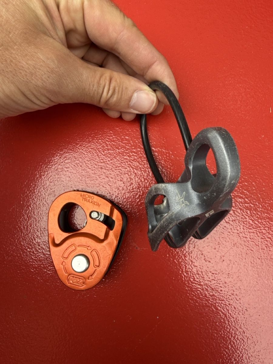 Attrezzatura da arrampicata: PETZL Micro Traxion – Usato da Bern venduto da Frank_W_AbagnaleJr 2