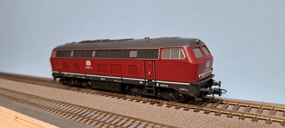 Roco BR 215 Universal-Diesellokomotive mit Digitaldecoder (Gebraucht ...