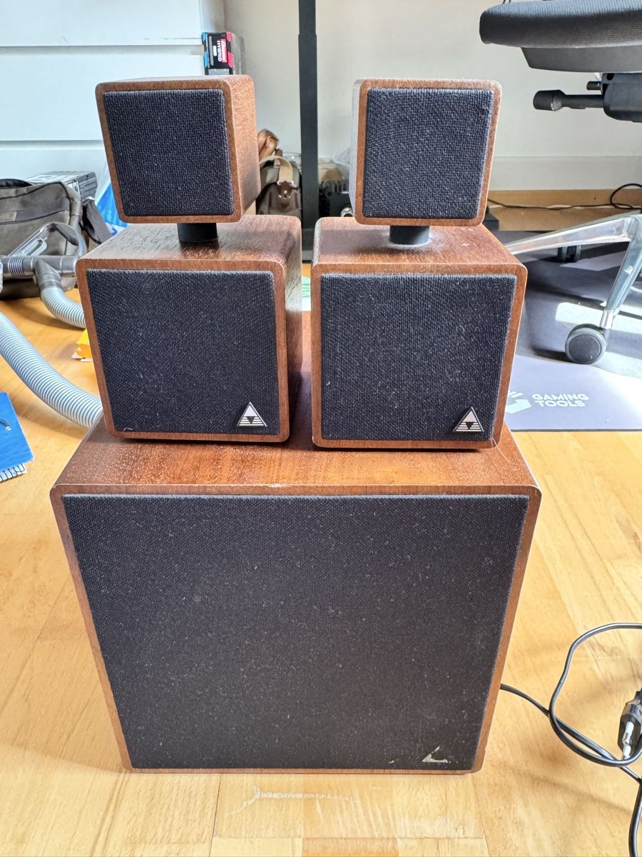Casse acustiche: Triad Design Lautsprecher Set mit Subwoofer – Usato da Baden venduto da Christian_Saxer
