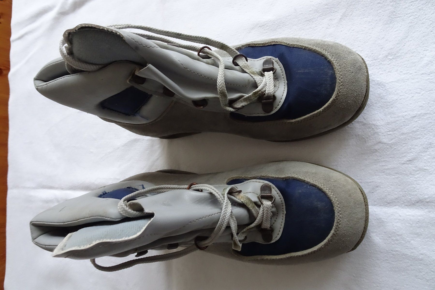 Dachstein Herrenschuhe: Wanderschuhe Gr. 39, Marke Dachstein – Gebraucht aus Strengelbach von schmetterling20