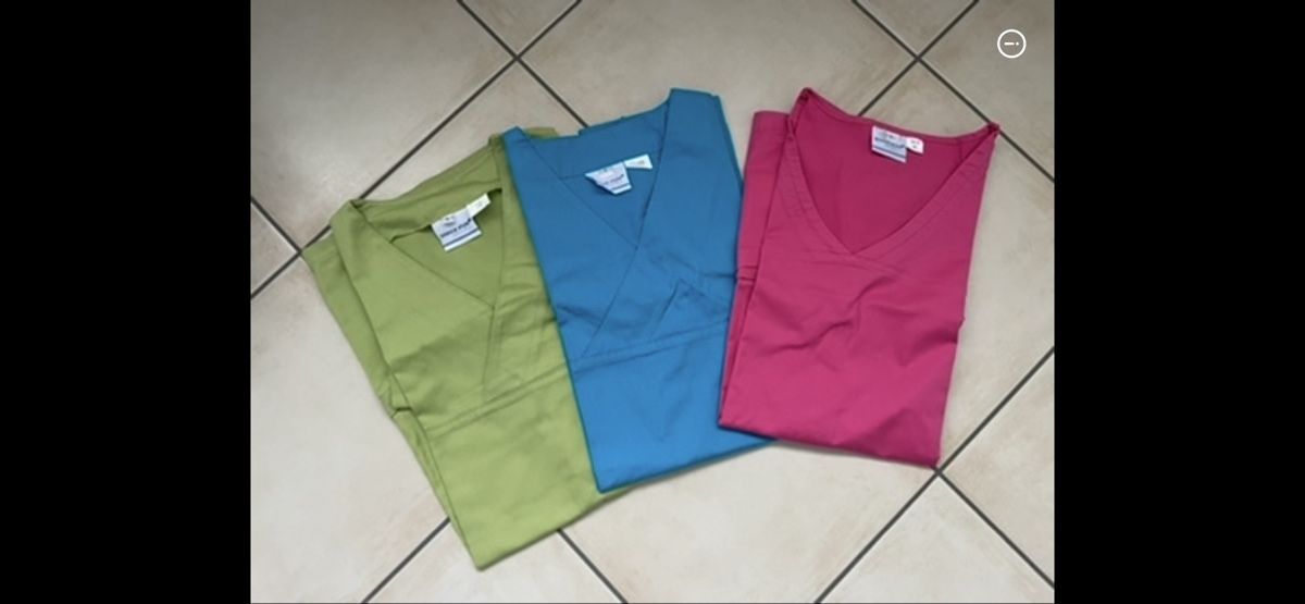Altro per Abbigliamento & Protezione sul lavoro: Grembiule per studio medico. Taglia 36. – Usato da Gorduno venduto da cha_9lgw