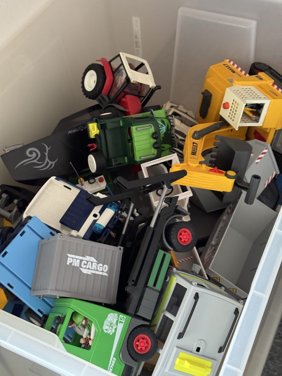 Playmobil Giocattoli: Grosses Playmobil Konvolut – Usato da Windlach venduto da Astrales 3