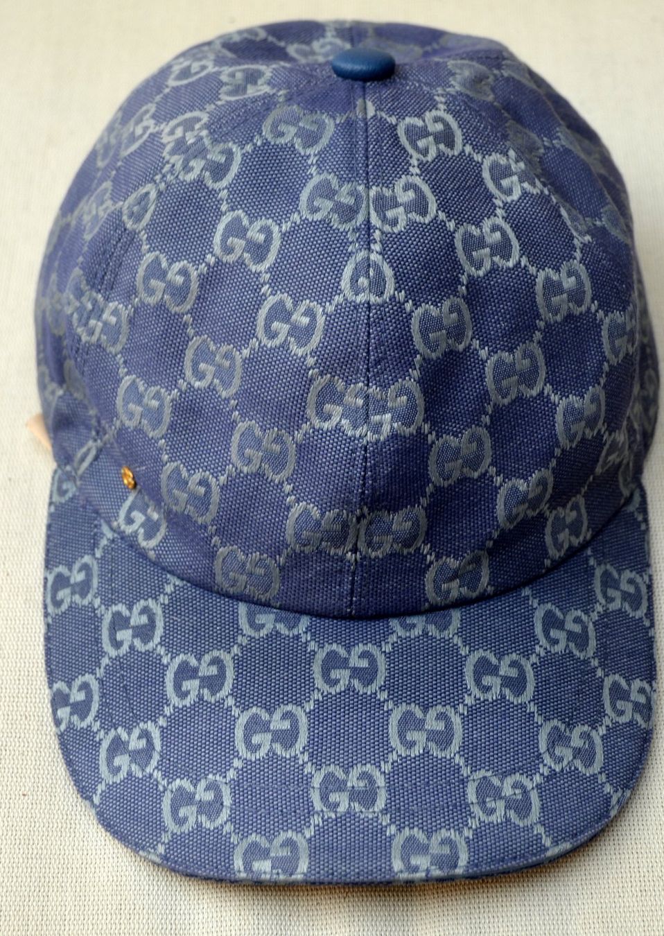 Gucci Chapeaux, bonnets & casquettes: Gucci Kappe / casquette – D'occasion à Collonges par Auganien