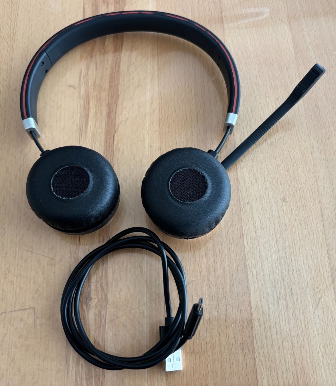 Jabra Casques audio: Jabra Evolve 65 Stereo On Ear Headset mit Mikrofonarm – D'occasion à Bassersdorf par Antaris01