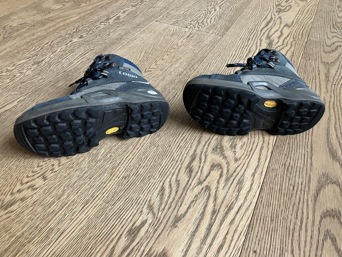 Lowa Chaussures garçon: Wanderschuhe Lowa 31 – D'occasion à Cham par Liliane78 5