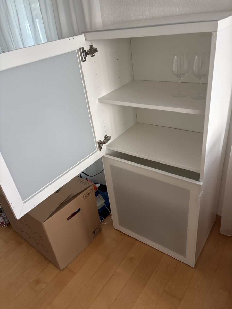 Ikea Vetrine: Milchglasvitrine – Usato da Russikon venduto da Andres8 2