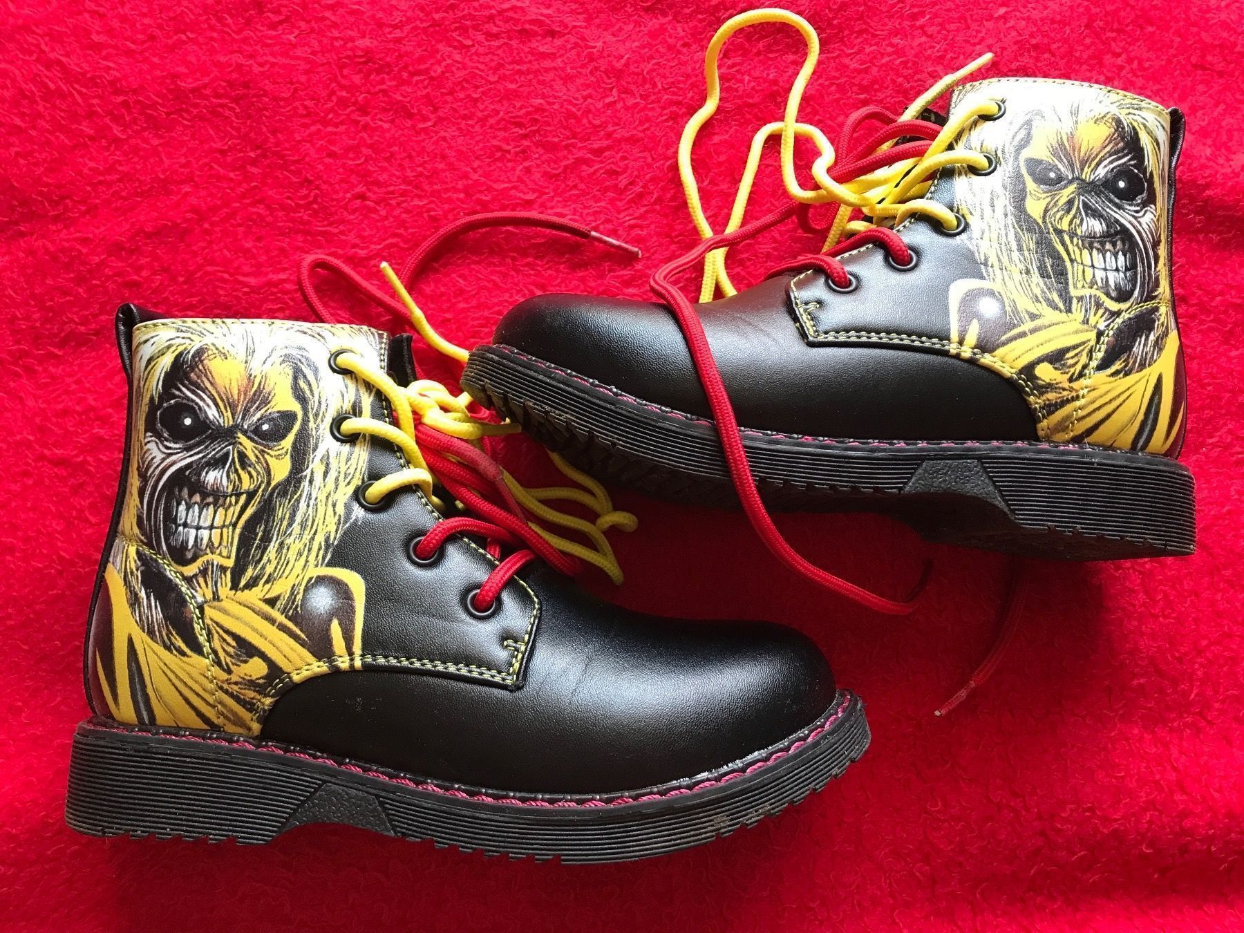 Scarpe per ragazzi: IRON MAIDEN ,Killers‘ Stiefel Gr 32 – Usato da Luzern venduto da cryptonic79