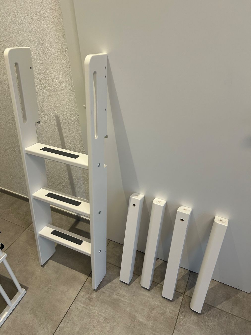 Flexa Scale: Flexa White Leiter mit Pfosten für Betterhöhung – Usato da Hohenrain venduto da nic_14 3