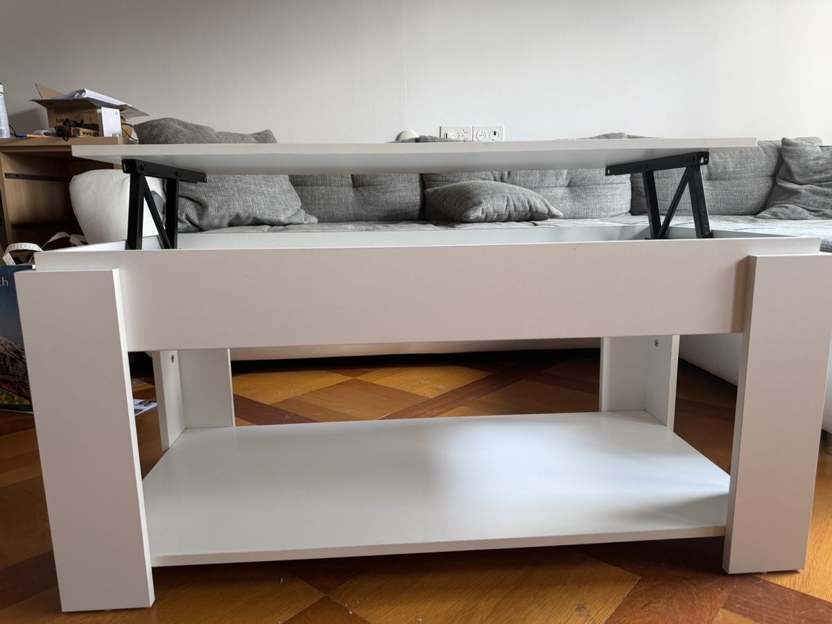 Tables: Couchtisch weiss mit Hubfunktion – D'occasion à Grindelwald par yoloflip45