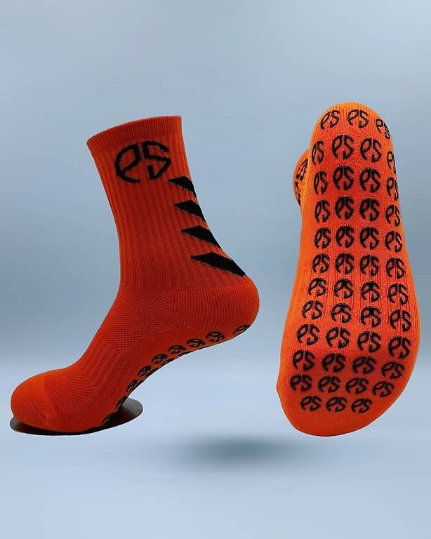 Calze: Restverkauf Grip-Socken Orange – Nuovo e nell'imballaggio originale da Liestal venduto da arl_6tv7
