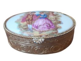 Schmuckdose Pillendose Porzellan Fragonard antik