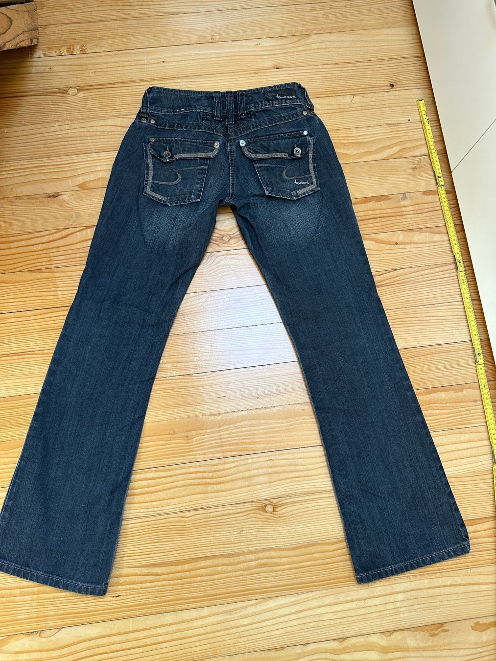 Jeans: Timezone Jeans 28/32 dunkelblau – Usato da Gümmenen venduto da FelizitasHermann 4