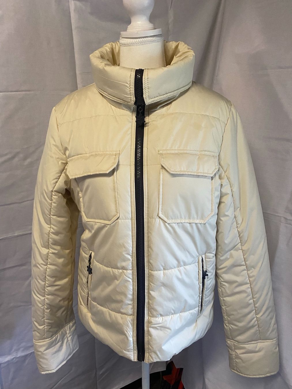 Giacche: Damenjacke gr. M/L – Usato da Seewen SZ venduto da shaky01 1