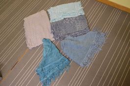 Lot de 5 Foulards / écharpes / Schal // Envoi / Versand OK
