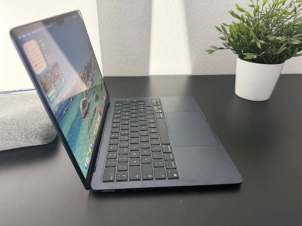 Apple Notebook: Apple MacBook Air M2 13 21 Ladezyklen! – Usato da Bettwiesen venduto da Kmr85 4