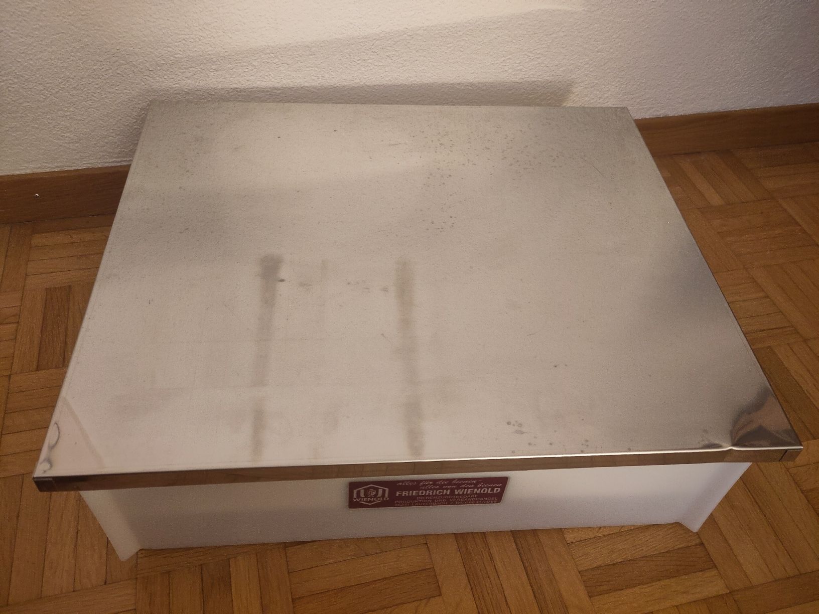 Griglie e Inferriate: Entdeckelungsgefäss mit Wanne und Abdeckgabel – Usato da Staufen venduto da nin_pf9j 1