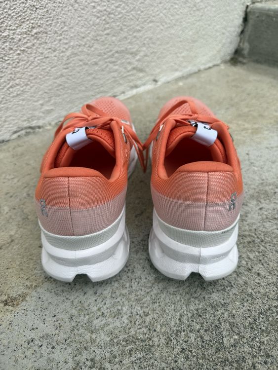 On Chaussures hommes: On Cloudsurfer – Grösse 44 – Neuwertig – D'occasion à Wiesendangen par Malagon 4