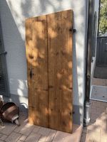 Holzflügeltür alte Scharniere rustikal gebraucht