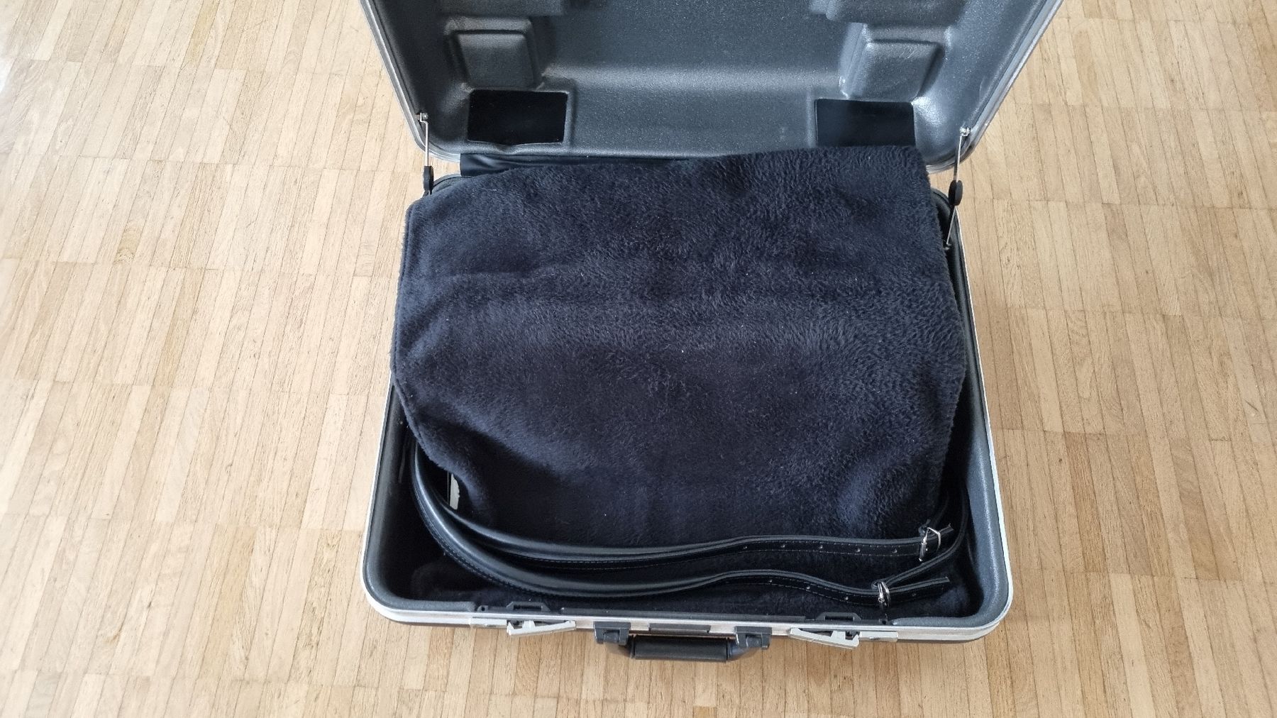 Hohner Musikinstrumente: Handharmonika Hohner – Gebraucht aus Uster von Moriginal 6