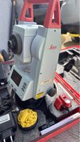 Leica TCR110 Totalstation Vermessungsgeraet mit Zubehoer