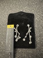 Elegante Ohrringe mit Strass - Perfekt für den Winter!