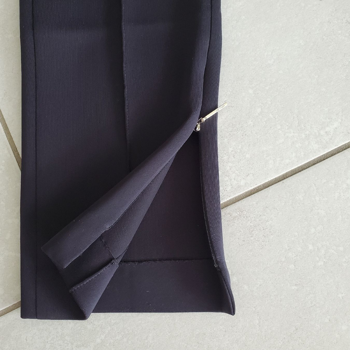 Marc Cain Pantaloni: Marccain Hose Gr. N3 schwarz – Usato da Engelburg venduto da Pascel 1
