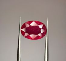 Ab 1 Fr. - 6.61 ct natürl. Rubin Edelstein