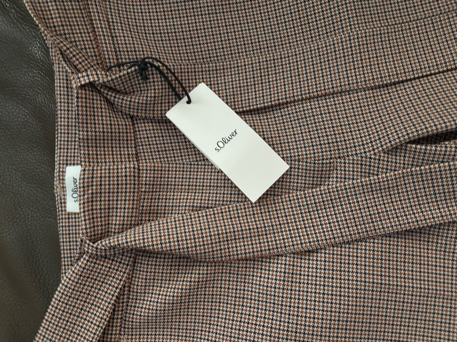 Lots de vêtements: Kleiderpaket – Neuf (Voir description) à Zürich par tinde 7