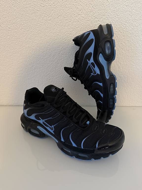 Scarpe da uomo: Nike TN's  – Usato da Reinach AG venduto da xx.sara 1