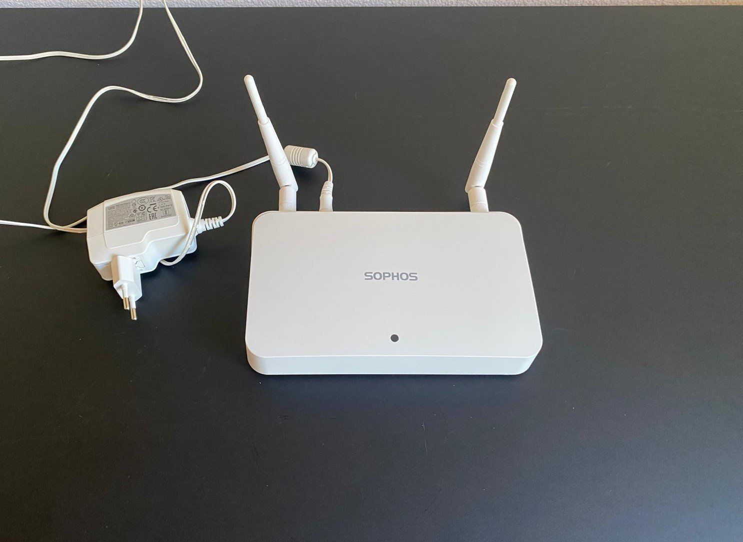 Modems & Router: Sophos AP15 Access Point – Gebraucht aus Schaanwald von sch_8wqv