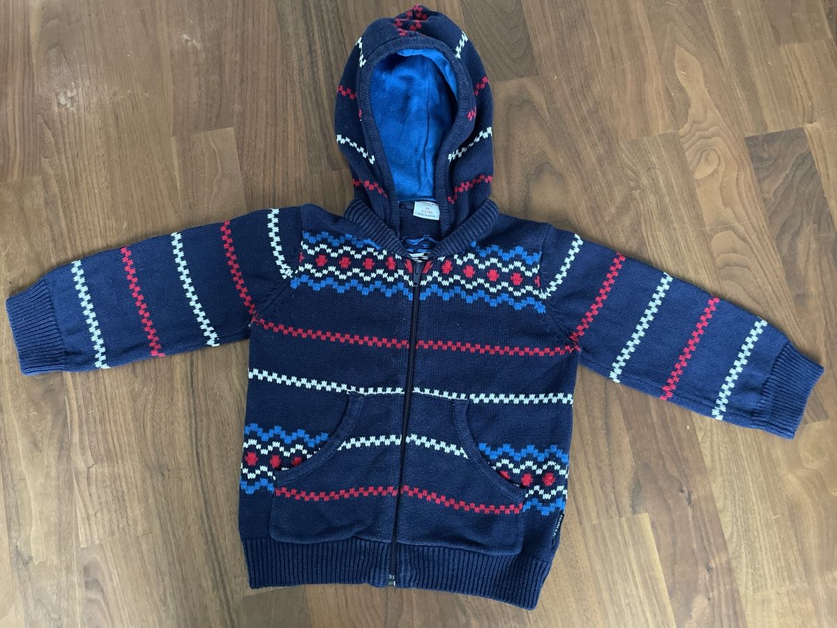 Jacken & Mäntel: Strickjacke Gr.98 – Gebraucht aus Buchrain von eule2109