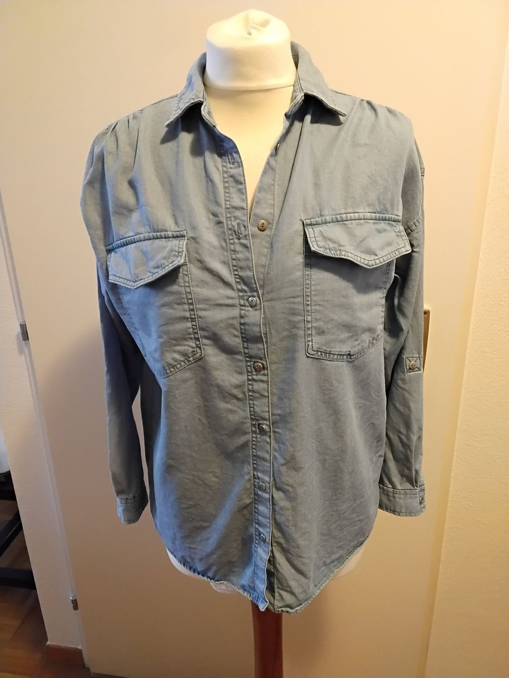 Zara Camicette: Chemise jeans Zara XS – Nuovo (secondo la descrizione) da Chêne-Bourg venduto da Fio994