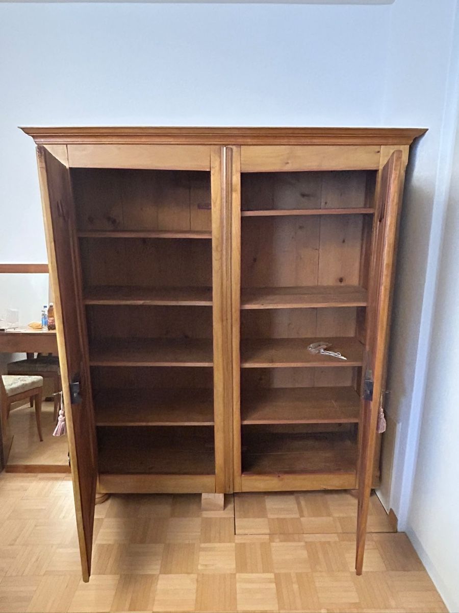 Armadi: Wunderschöner Holzschrank – Usato da Bern venduto da schulz-duebi 3