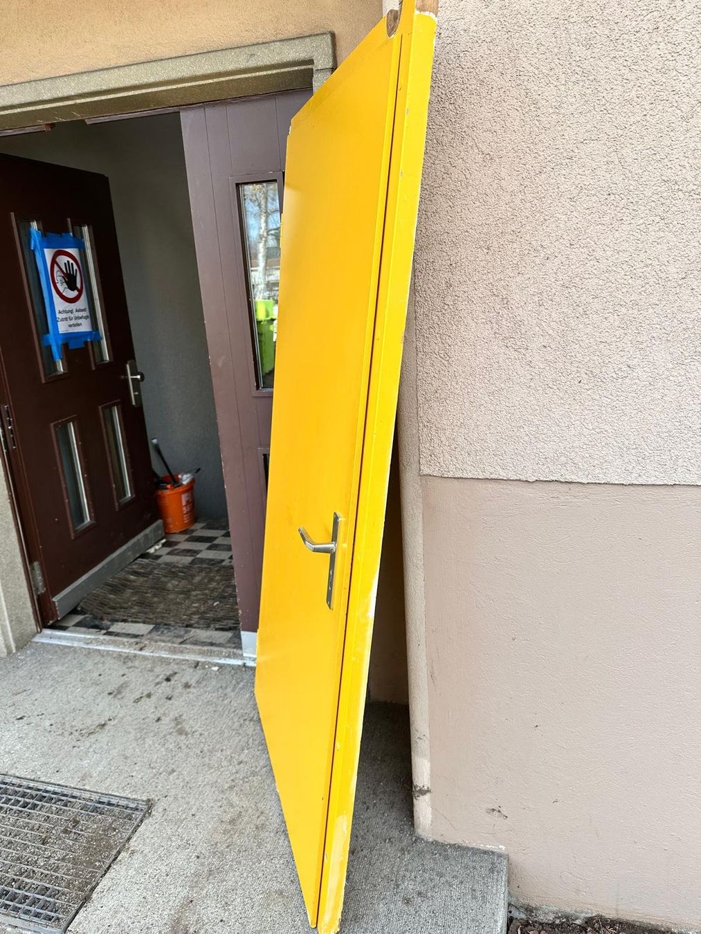 Porte: Zimmertüre mit Rahmen – Usato da Spreitenbach venduto da Space_X 4
