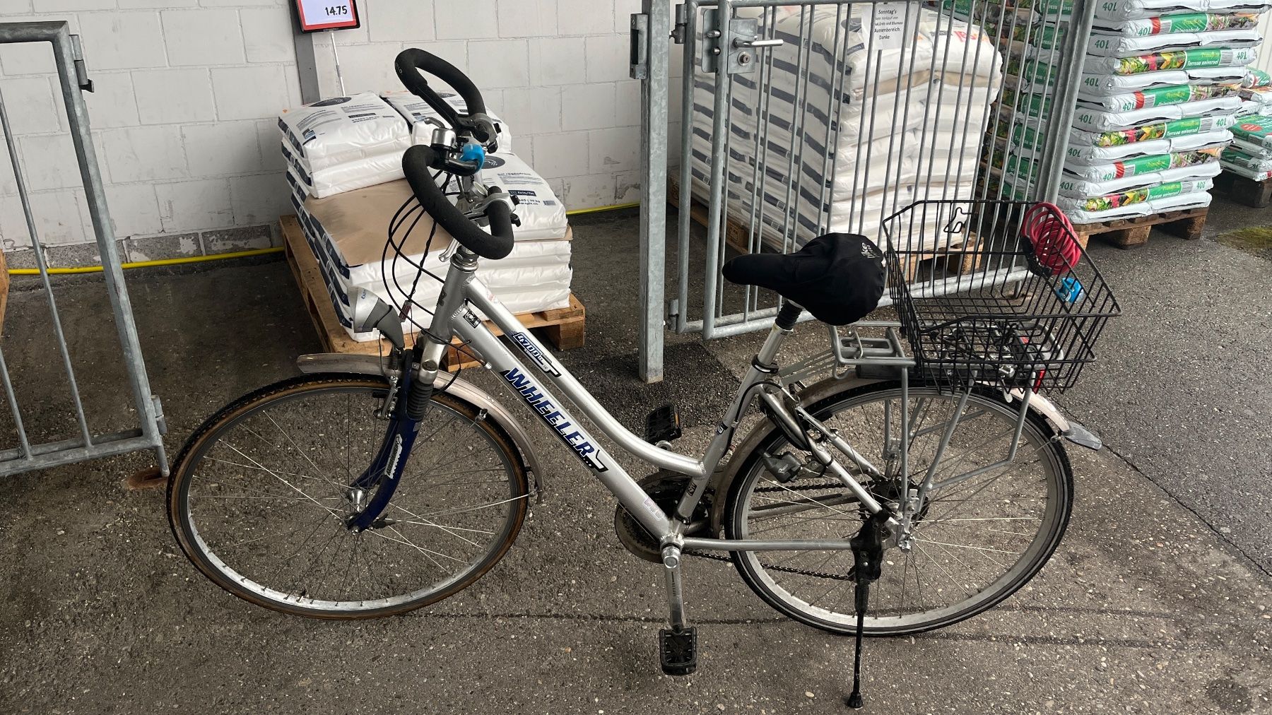 Biciclette: Velo mit Zubehör – Usato da Obfelden venduto da HelloRicardo10